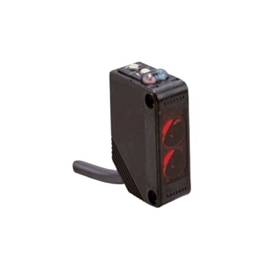 Omron E3Z-D81 Industrial IR Sensor - 2