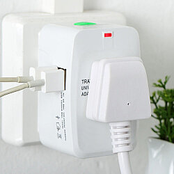 Universal Multifunctional Power Adapter Travel Adapter + 2X 5V 1A USB - 4