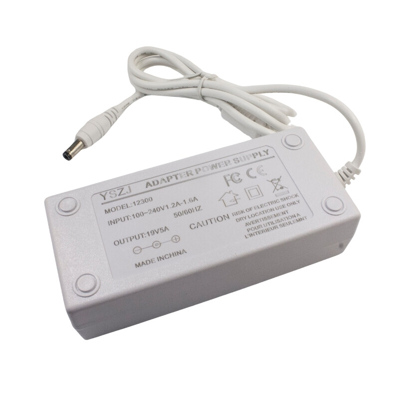 YSZJ 19V 5A Adaptör
